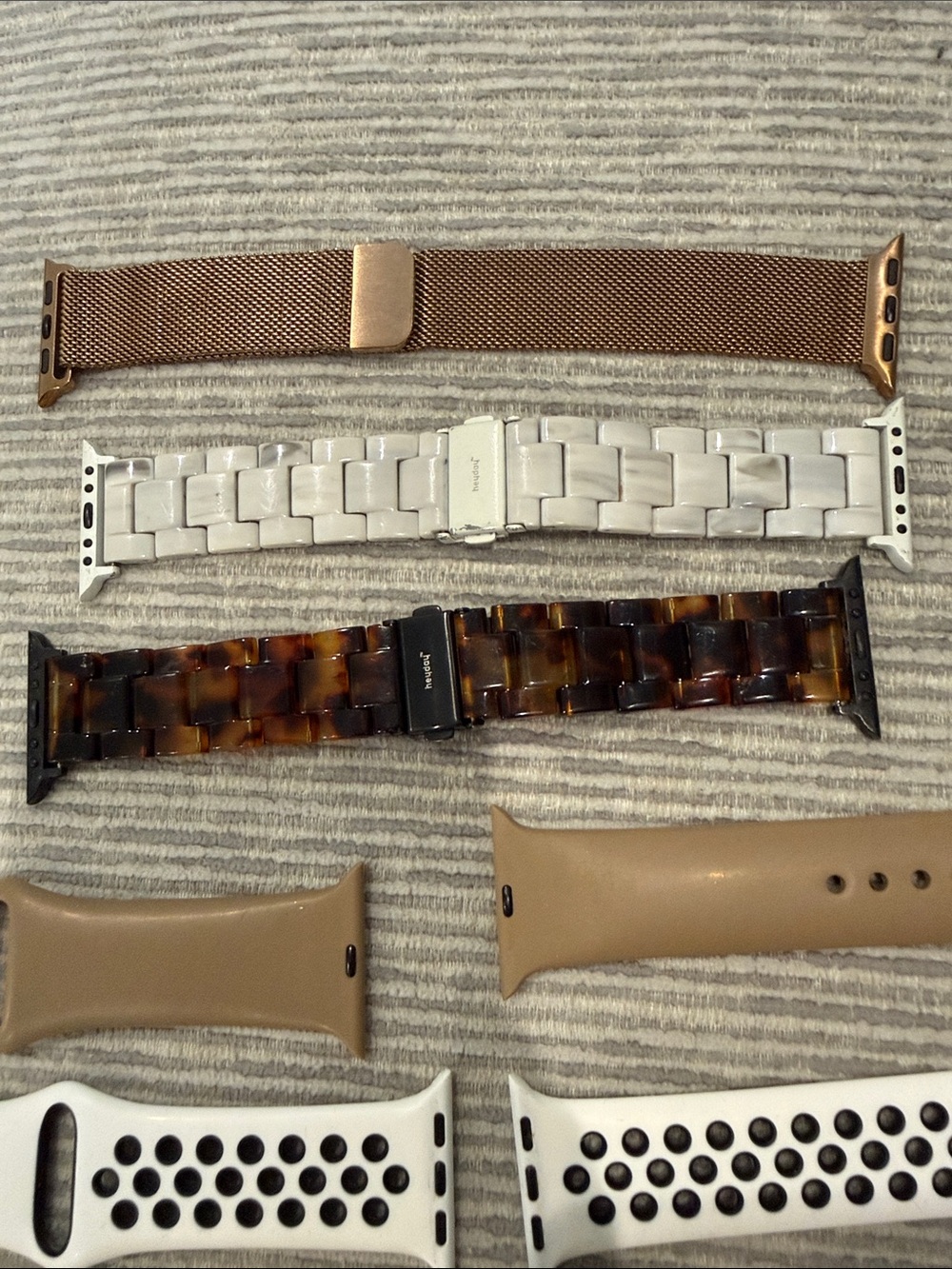 Apple Series 3- Bands and Charger Bundle - Picture 6 of 6